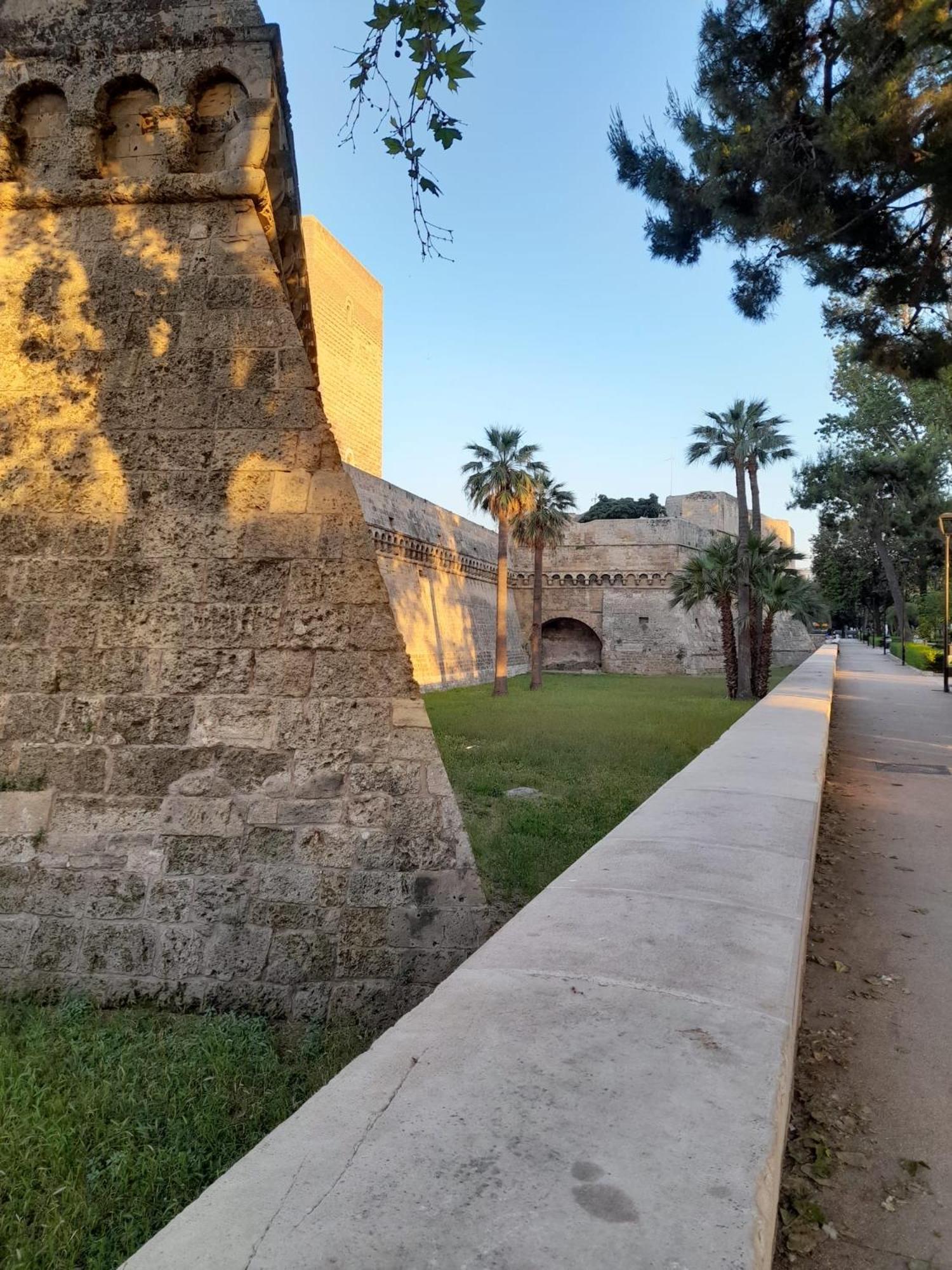 Locazione Turistica Madera Hotel Bari Eksteriør billede